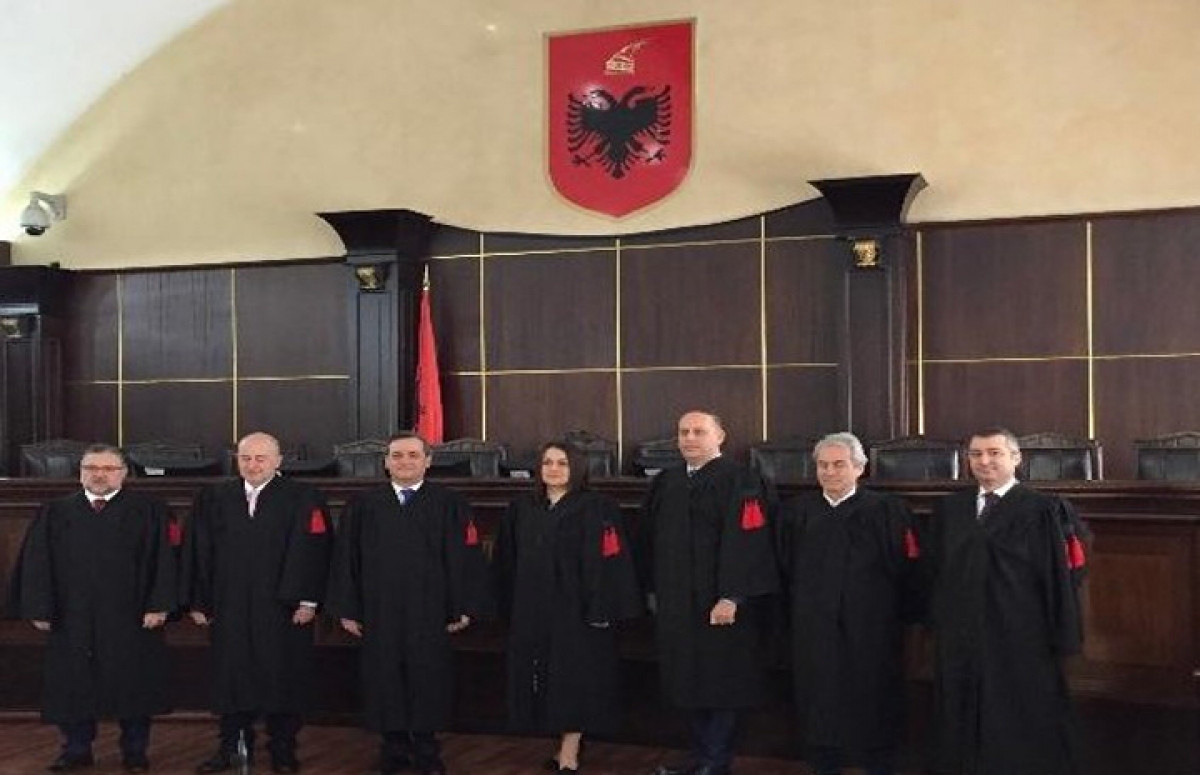 Katër gjyqtarë të promovuar në Gjykatën e Lartë